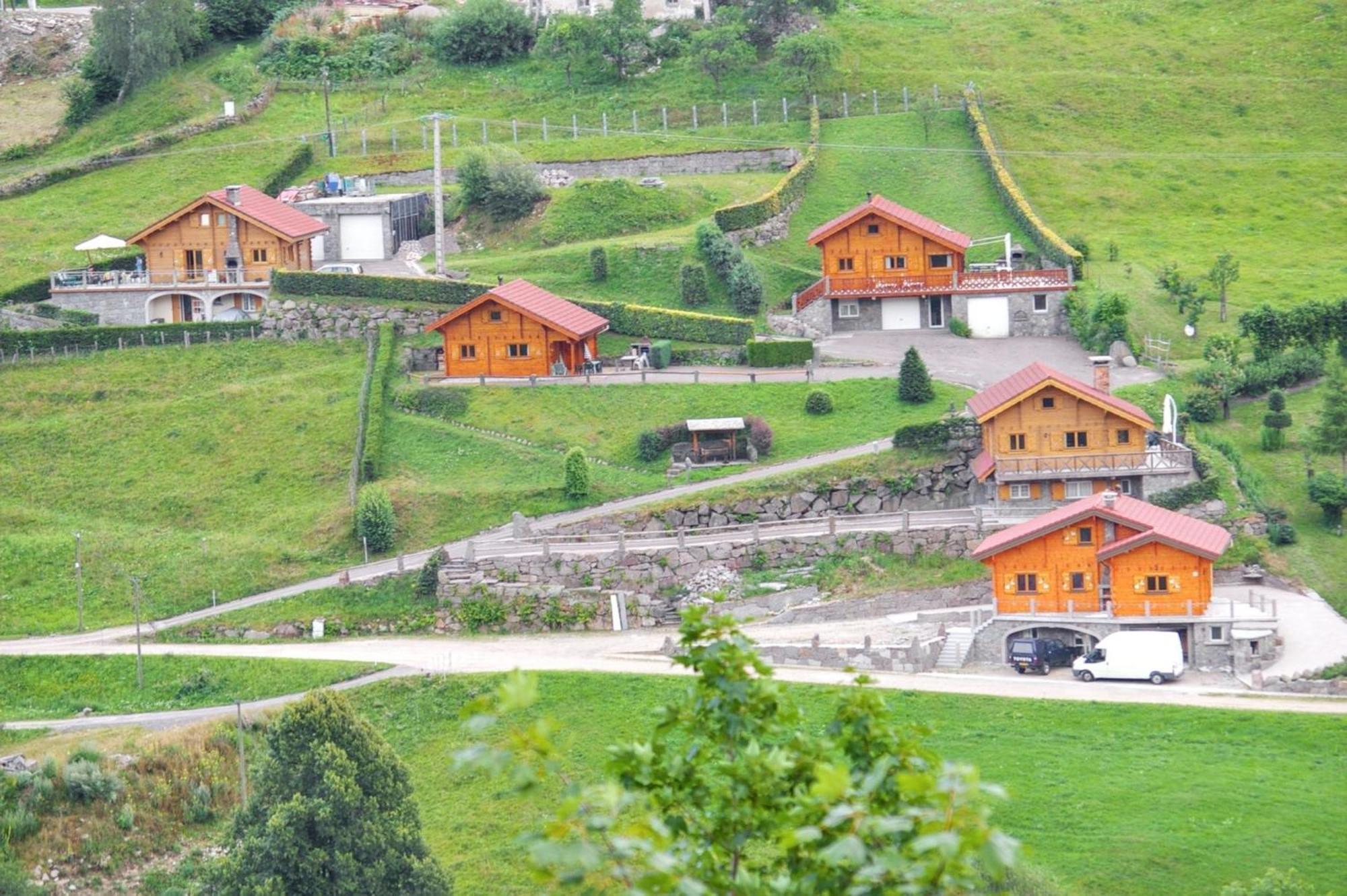 Chalet Charmant A La Bresse Avec Terrasse Et Jardin Cloture Exterior foto